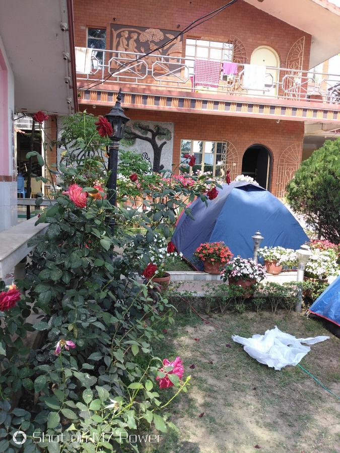 Swapnonir Hotel Shanti Niketan Ngoại thất bức ảnh