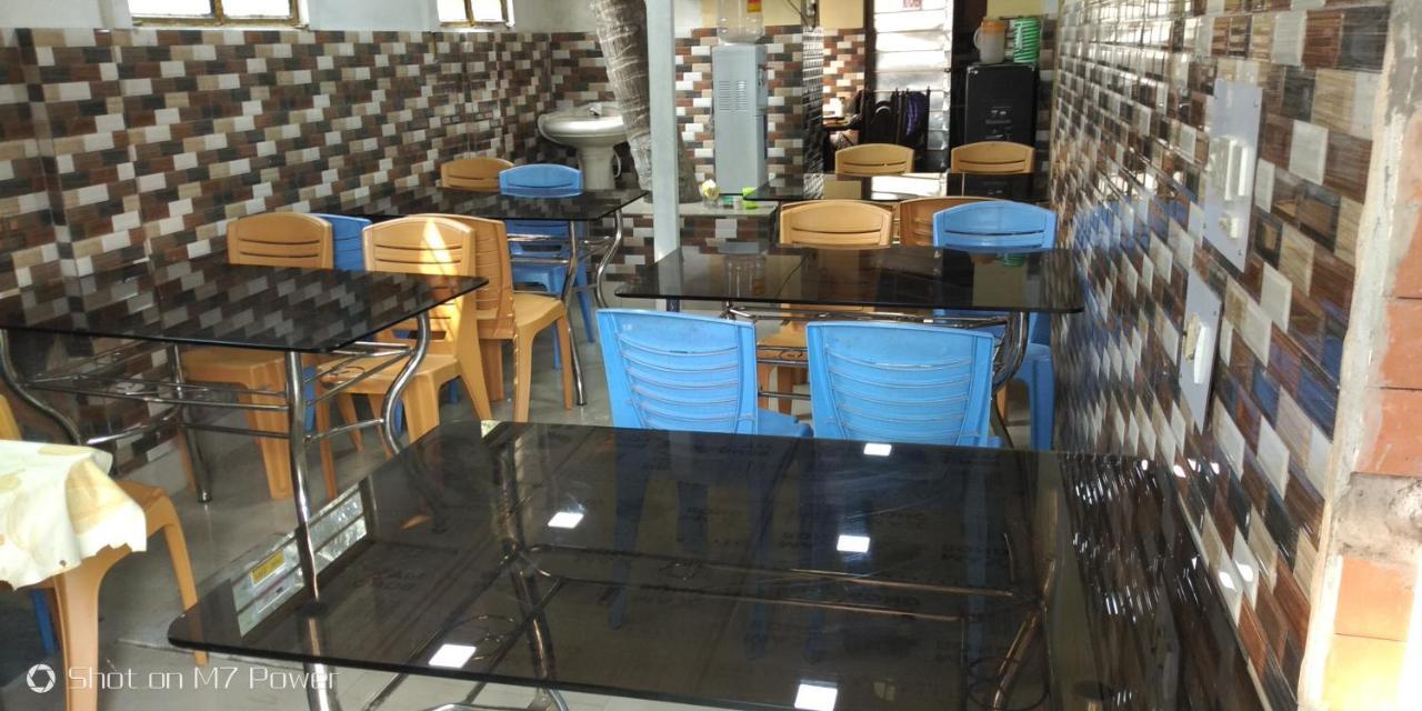 Swapnonir Hotel Shanti Niketan Ngoại thất bức ảnh