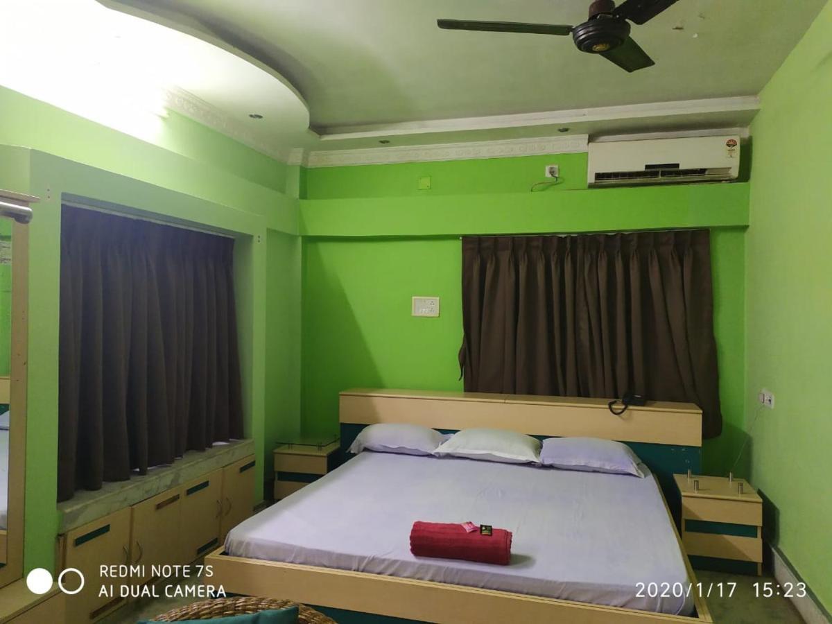 Swapnonir Hotel Shanti Niketan Ngoại thất bức ảnh
