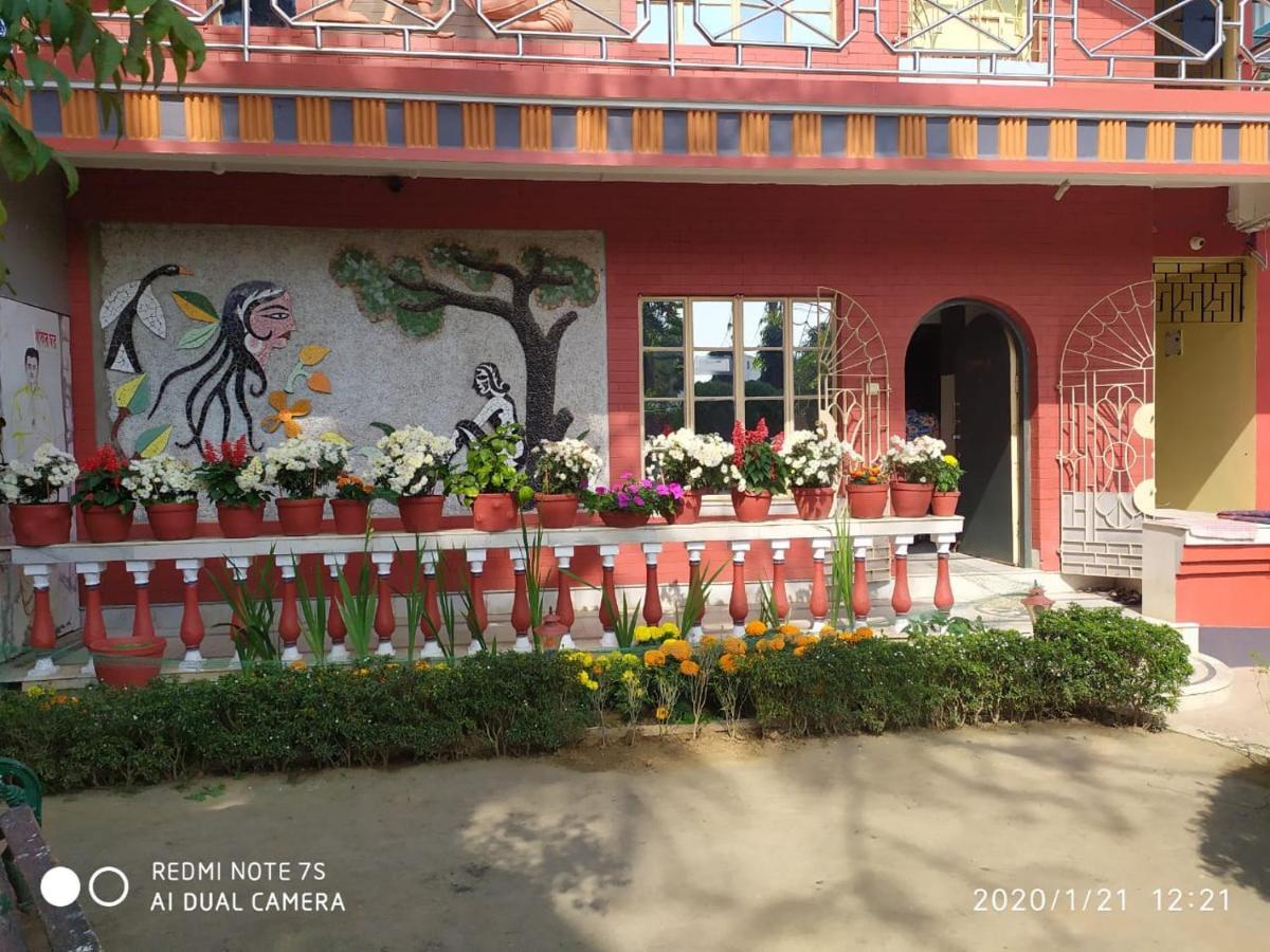 Swapnonir Hotel Shanti Niketan Ngoại thất bức ảnh