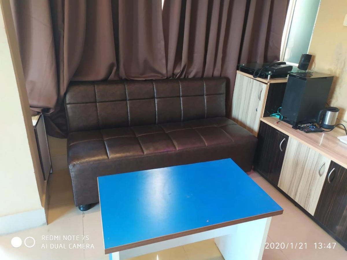 Swapnonir Hotel Shanti Niketan Ngoại thất bức ảnh